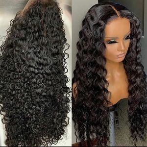 - Gorgeous free parting curly lace front